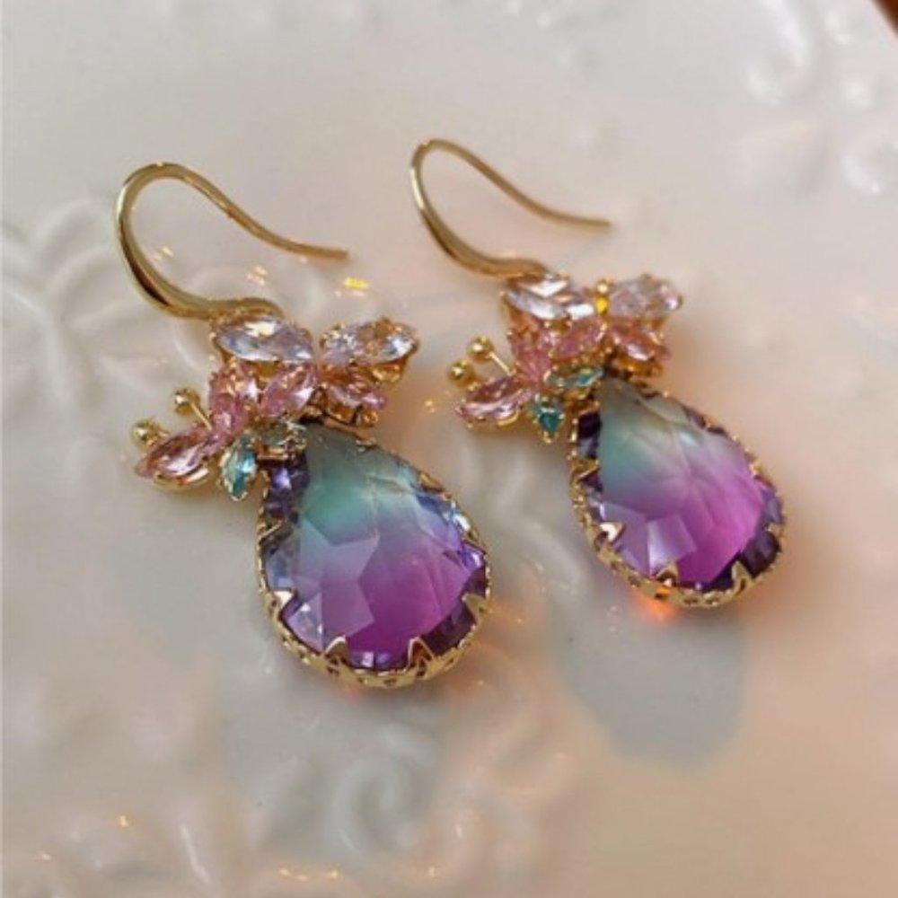 💲⬇️ 2-Tone Blue Purple Ombre Zircon Butterfly Drop Dangle Earrings NWT - Picture 3 of 13